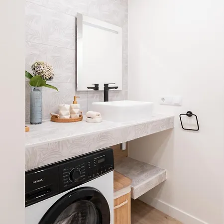 Arena - El Silencio * Castaneras